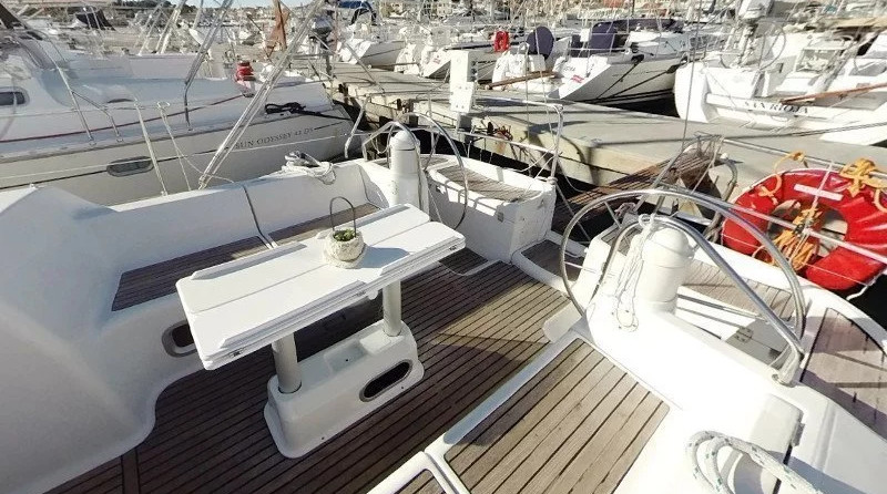 Sun Odyssey 40
