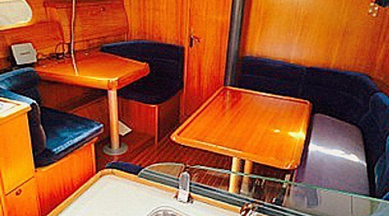 Sun Odyssey 40