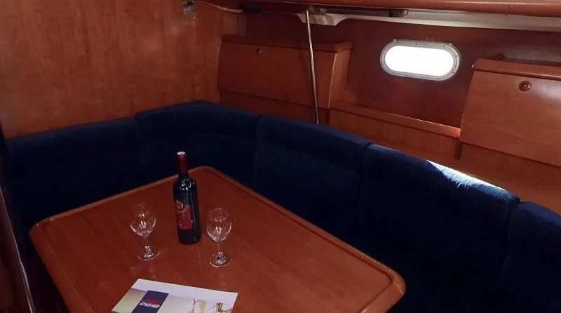 Sun Odyssey 40