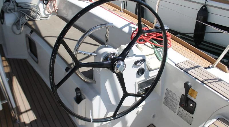 Jeanneau Sun Odyssey 379