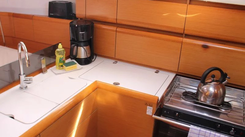 Jeanneau Sun Odyssey 379