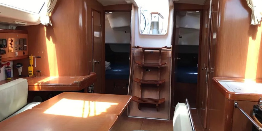 Oceanis 43