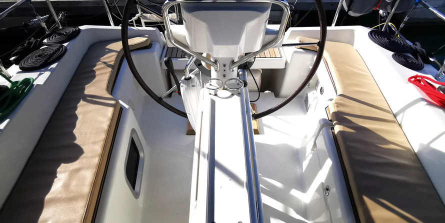 Sun Odyssey 33i