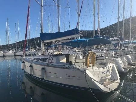 Sun Odyssey 33i