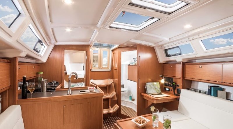 Bavaria CRUISER 34