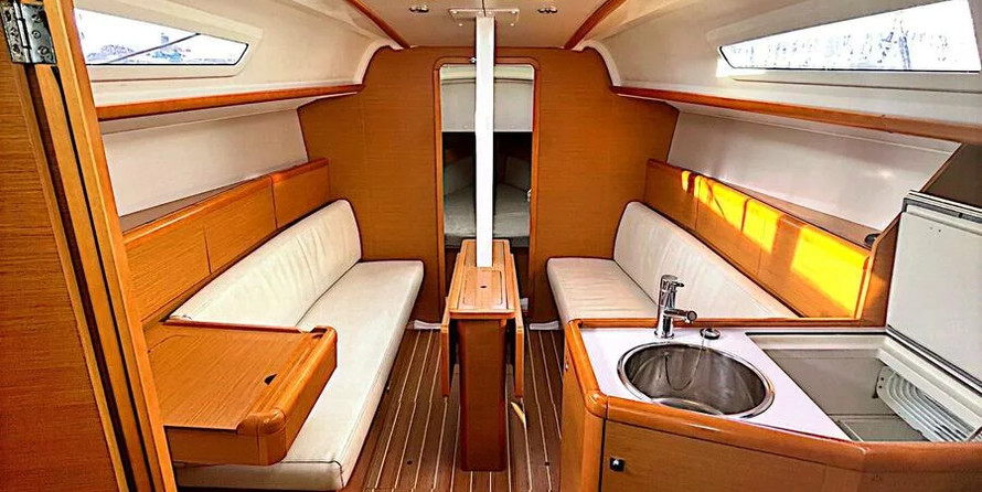 Sun Odyssey 33i