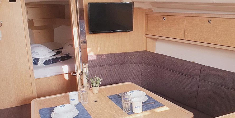 Bavaria Cruiser 34 - 2 cab.