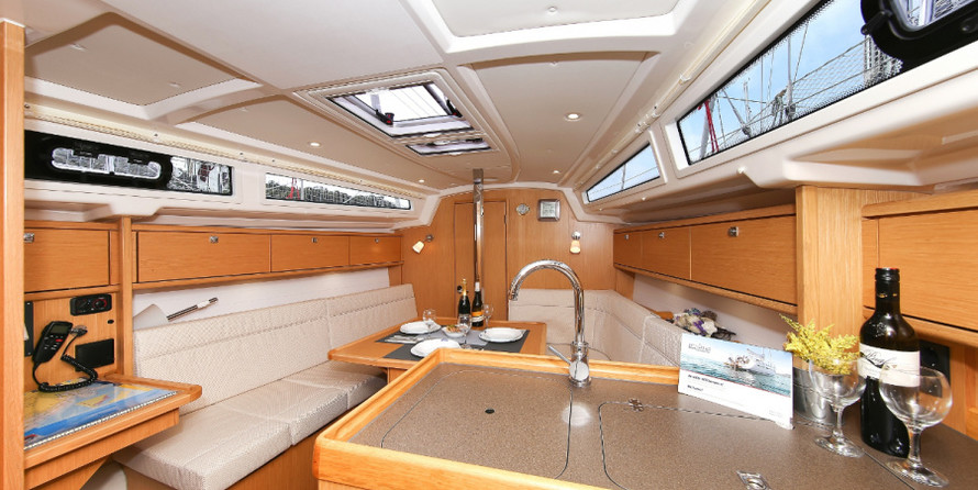 Bavaria Cruiser 34 - 2 cab.