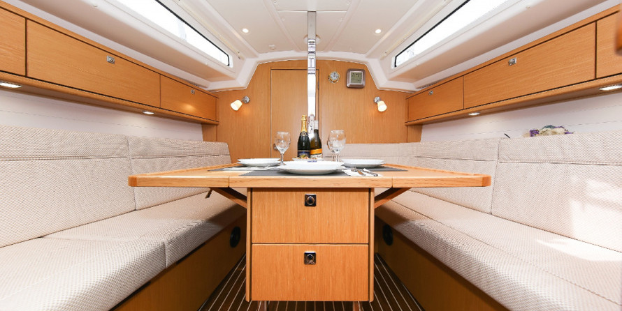 Bavaria Cruiser 34 - 2 cab.