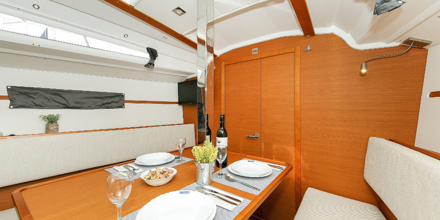 Jeanneau Sun Odyssey 349