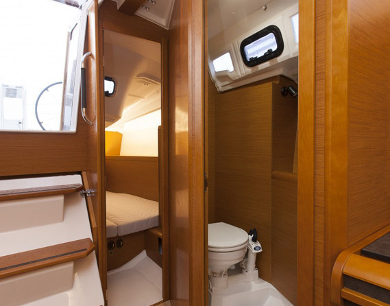 Sun Odyssey 349 - 2 cab.