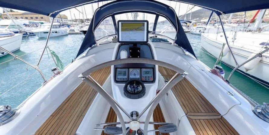 Bavaria 34 Cruiser - 2 cab.