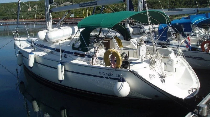 Bavaria 38