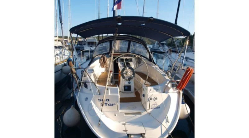 Bavaria 32