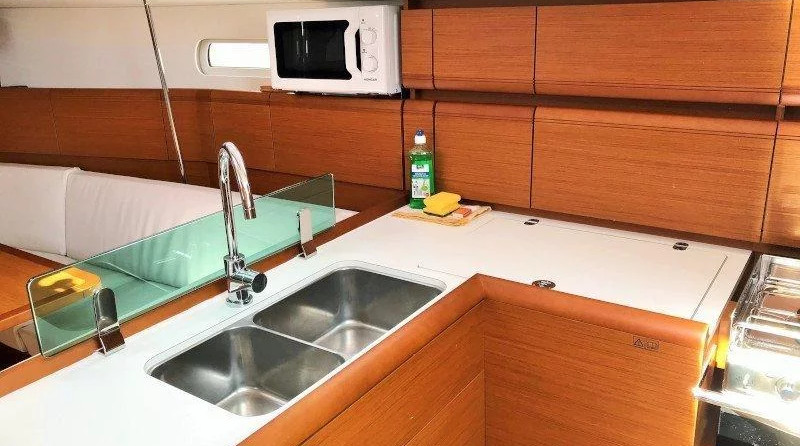 Jeanneau Sun Odyssey 389