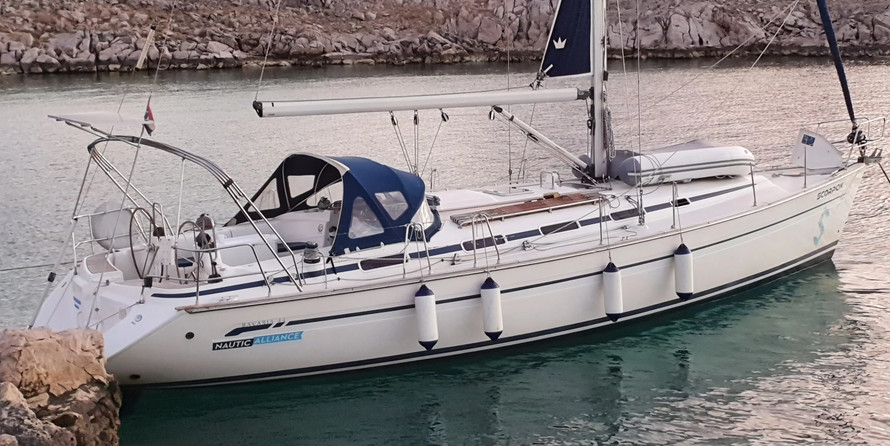 Bavaria 44