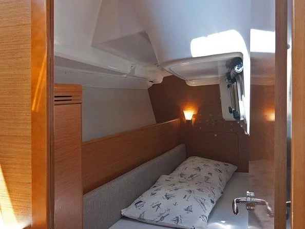 Sun Odyssey 33i