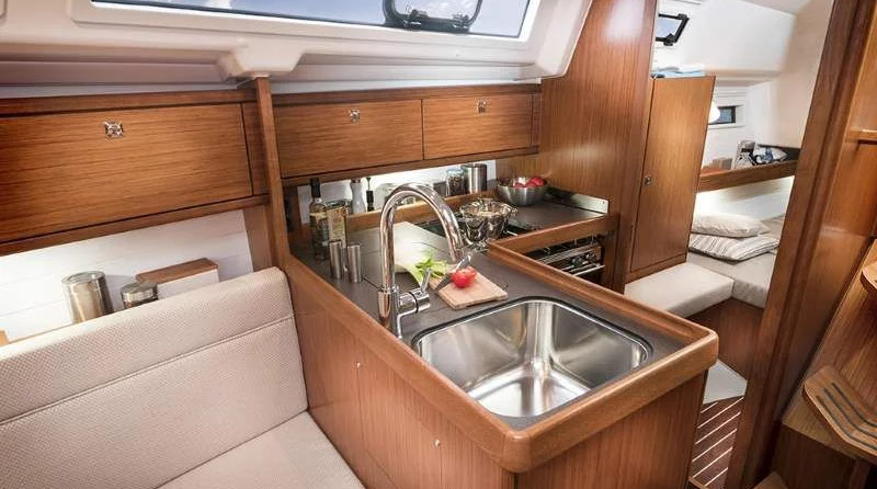 Bavaria Cruiser 34 - 2 cab.