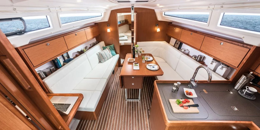 Bavaria Cruiser 34 - 2 cab.