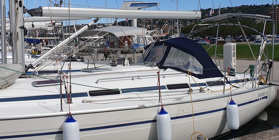 Bavaria 38