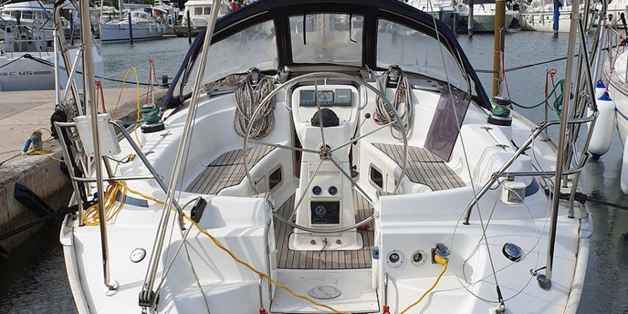 Bavaria 38