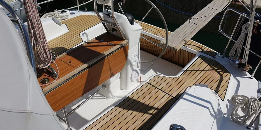 Bavaria 33 Cruiser