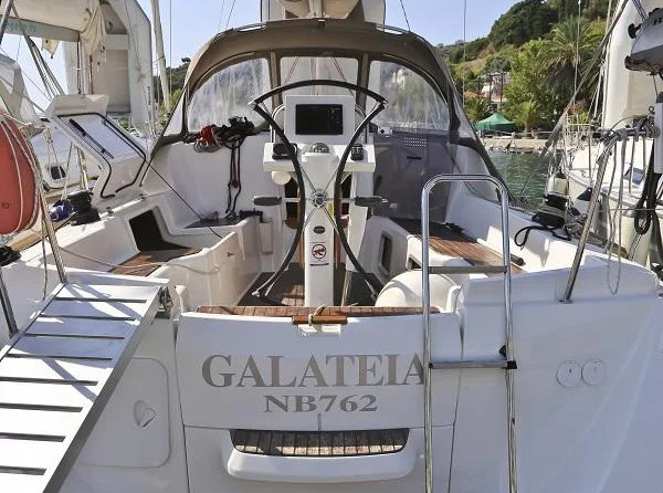 Sun Odyssey 33i