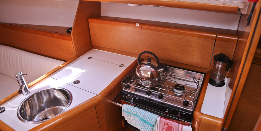 Sun Odyssey 33i