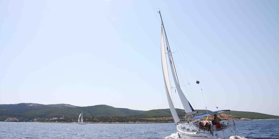 Bavaria 34 Cruiser - 2 cab.
