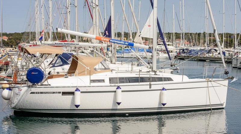 Bavaria CRUISER 34