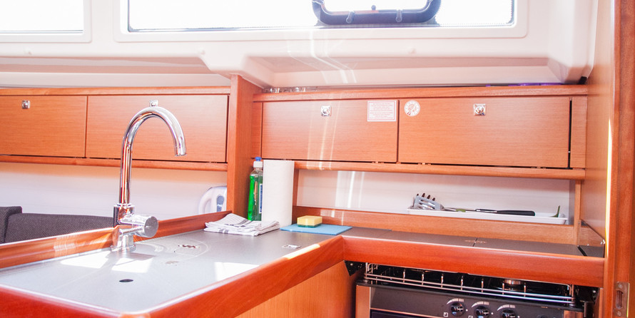 Bavaria CRUISER 34