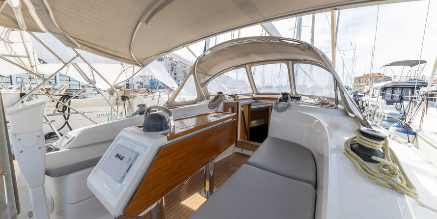 Bavaria Cruiser 34 Style