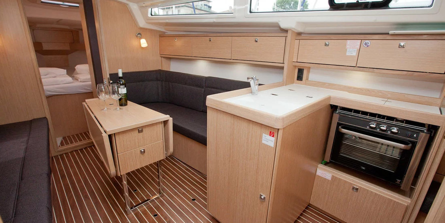 Bavaria Cruiser 34 Style