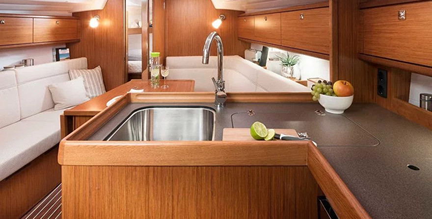 Bavaria Cruiser 34 Style