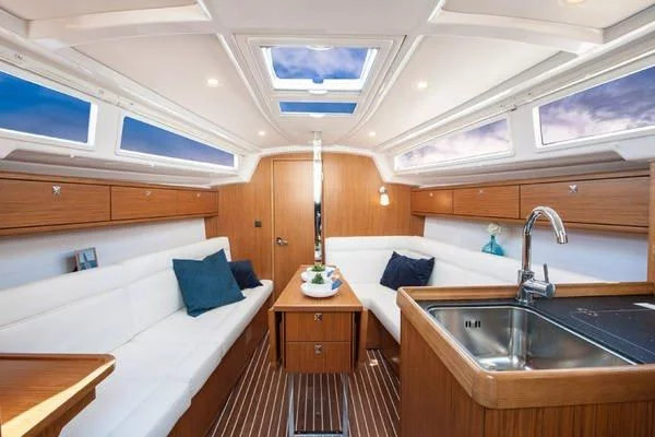 Bavaria 33 Cruiser