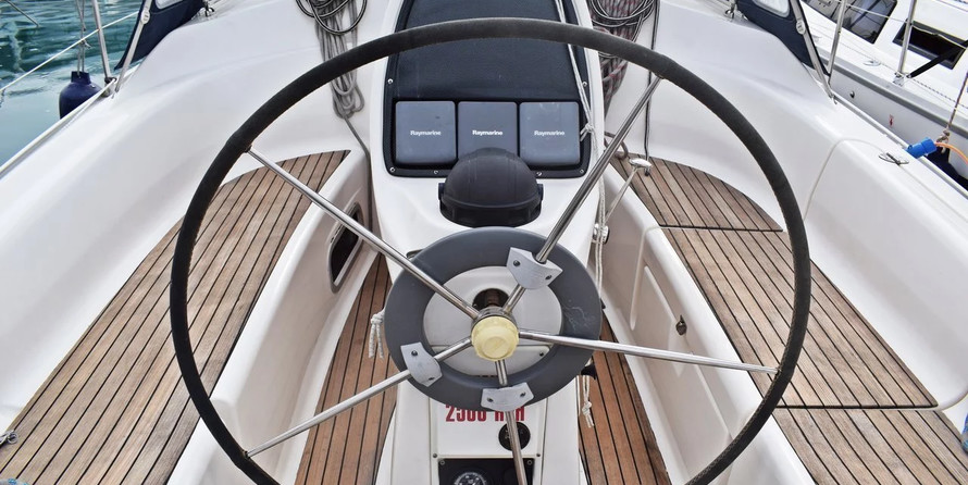 Bavaria 33 Cruiser