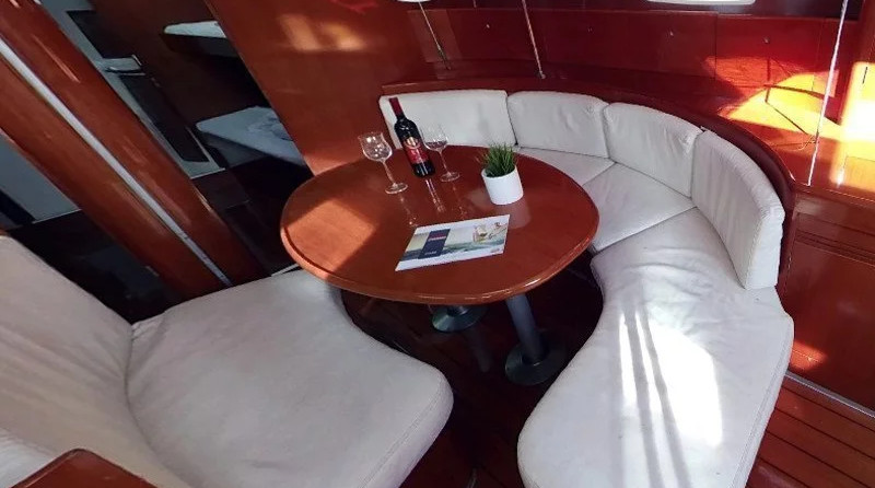 Beneteau First 47.7