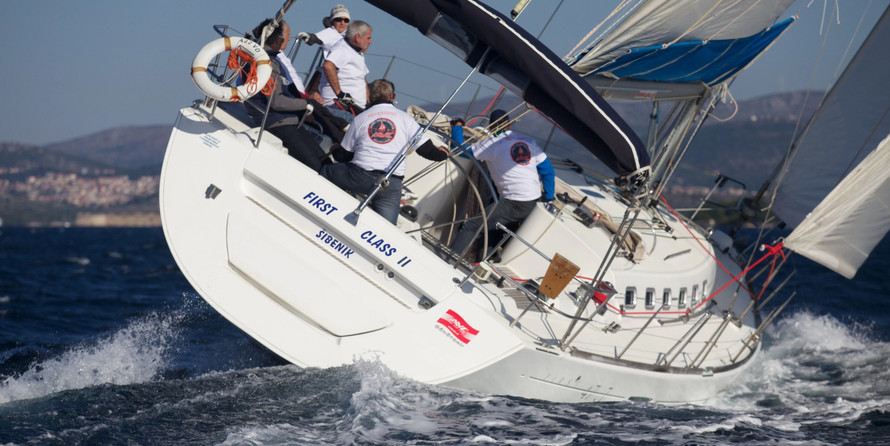 Beneteau First 47.7