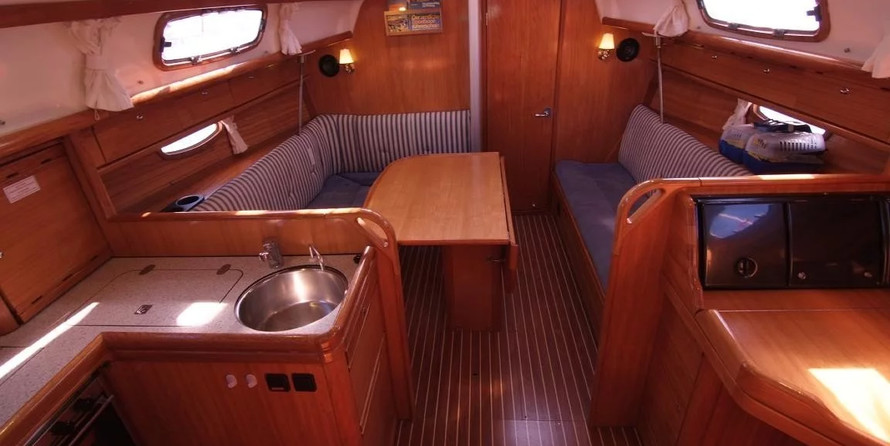 Bavaria 33 Cruiser