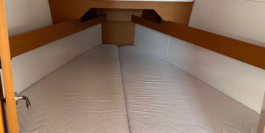 Jeanneau Sun Odyssey 349