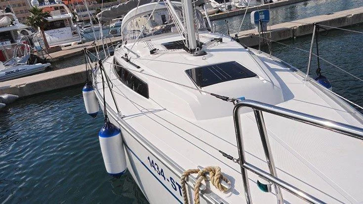 Bavaria CRUISER 34