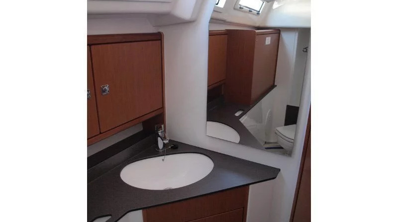 Bavaria 33 Cruiser