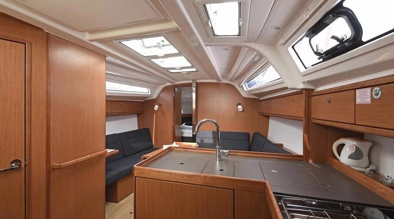 Bavaria 37 Cruiser