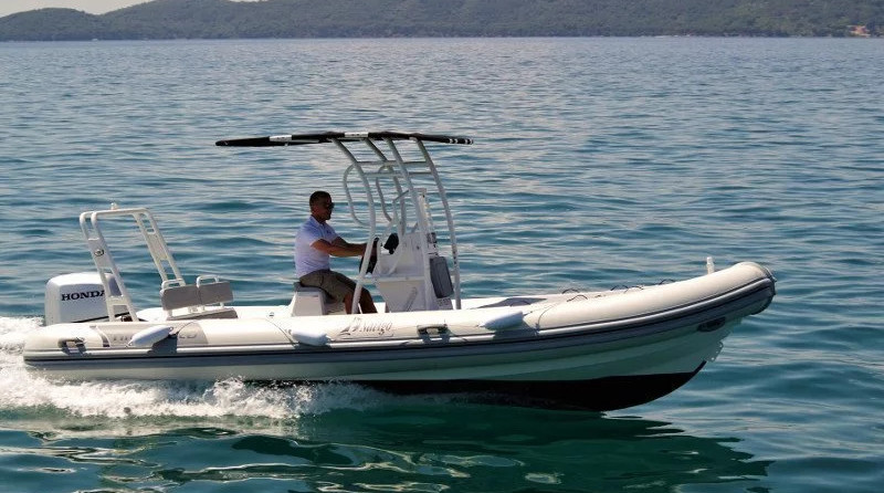 Highfield Patrol 660