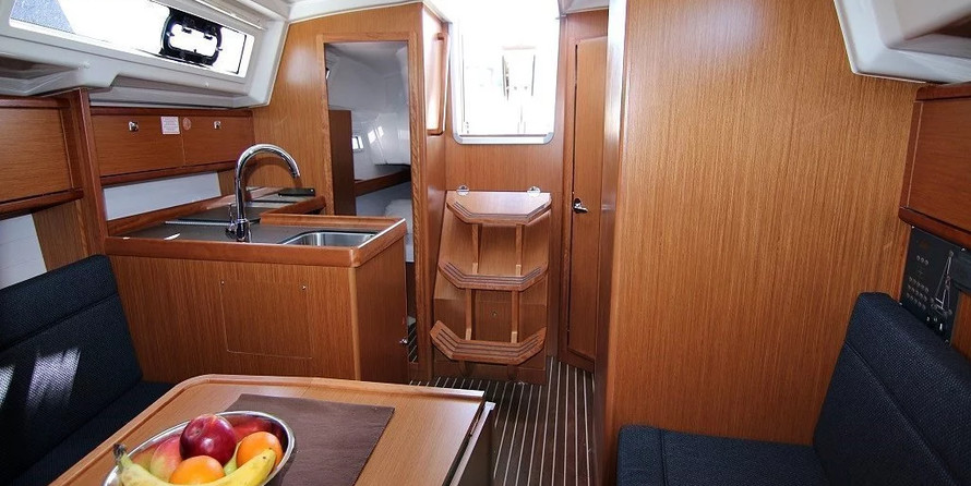 Bavaria CRUISER 34