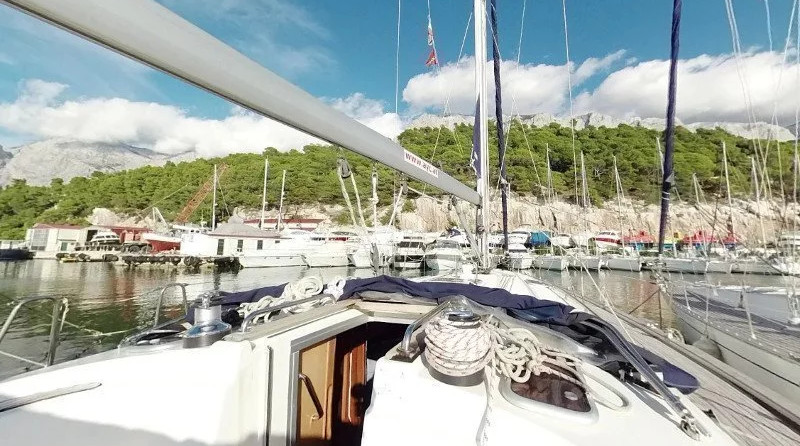 Bavaria 49