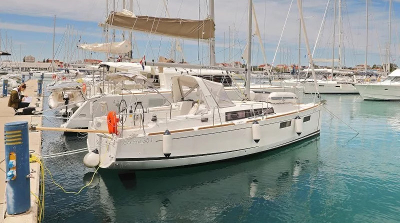 Beneteau Oceanis 35.1
