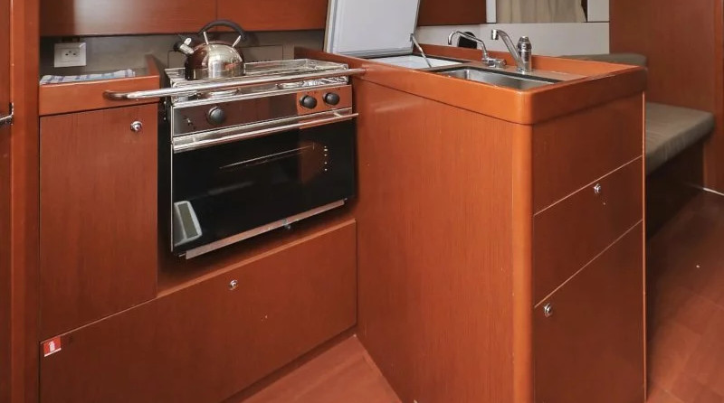 Beneteau Oceanis 35.1