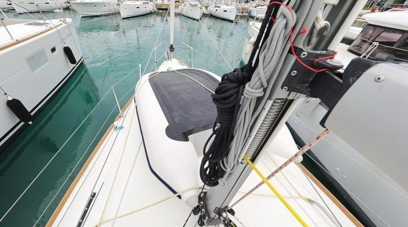 Beneteau Oceanis 35.1