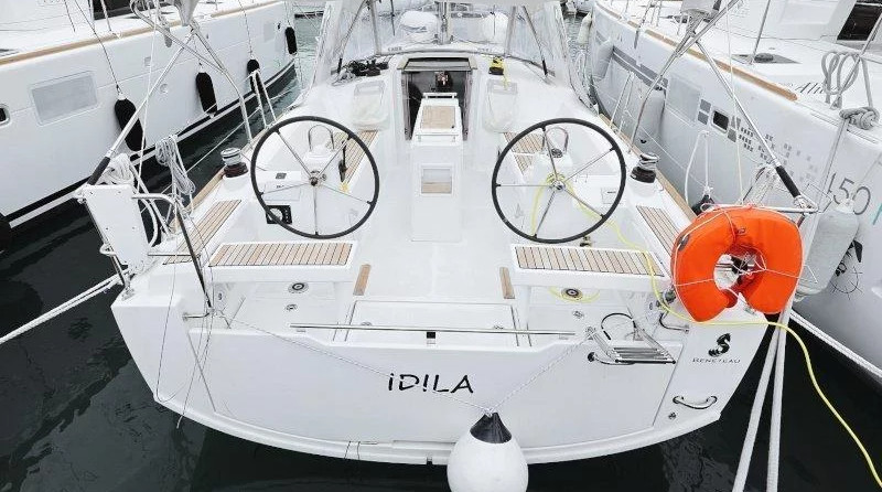 Beneteau Oceanis 35.1